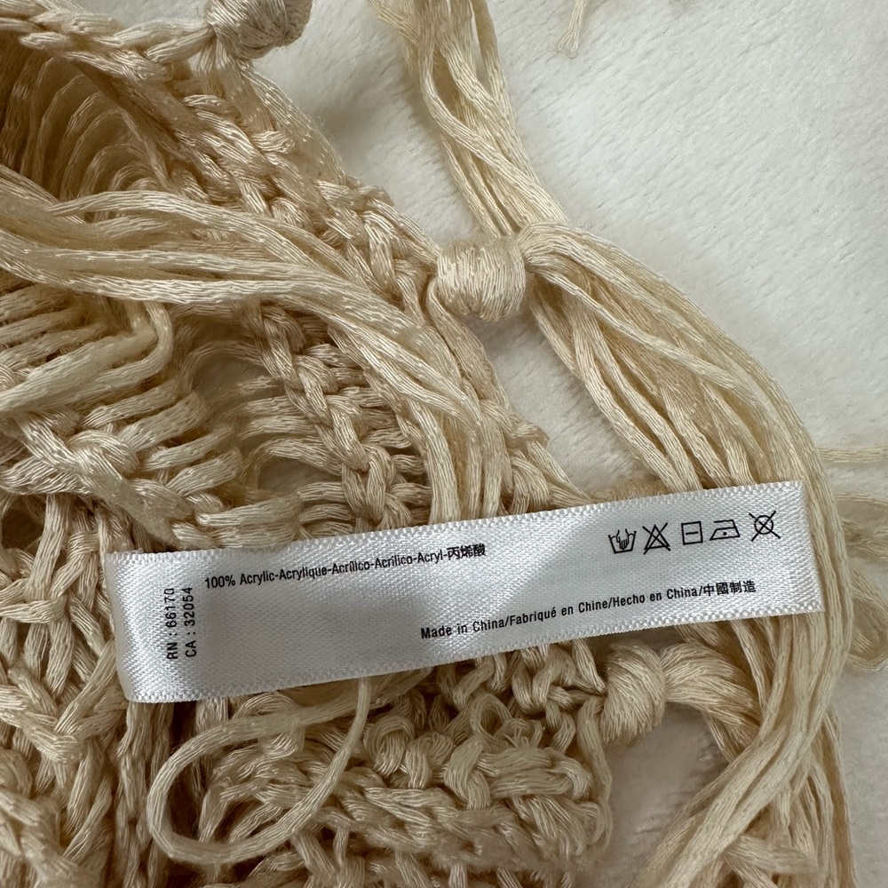 Anthropologie Ivory Crochet Fringe Poncho, Size One Size, EUC - Picture 10 of 10